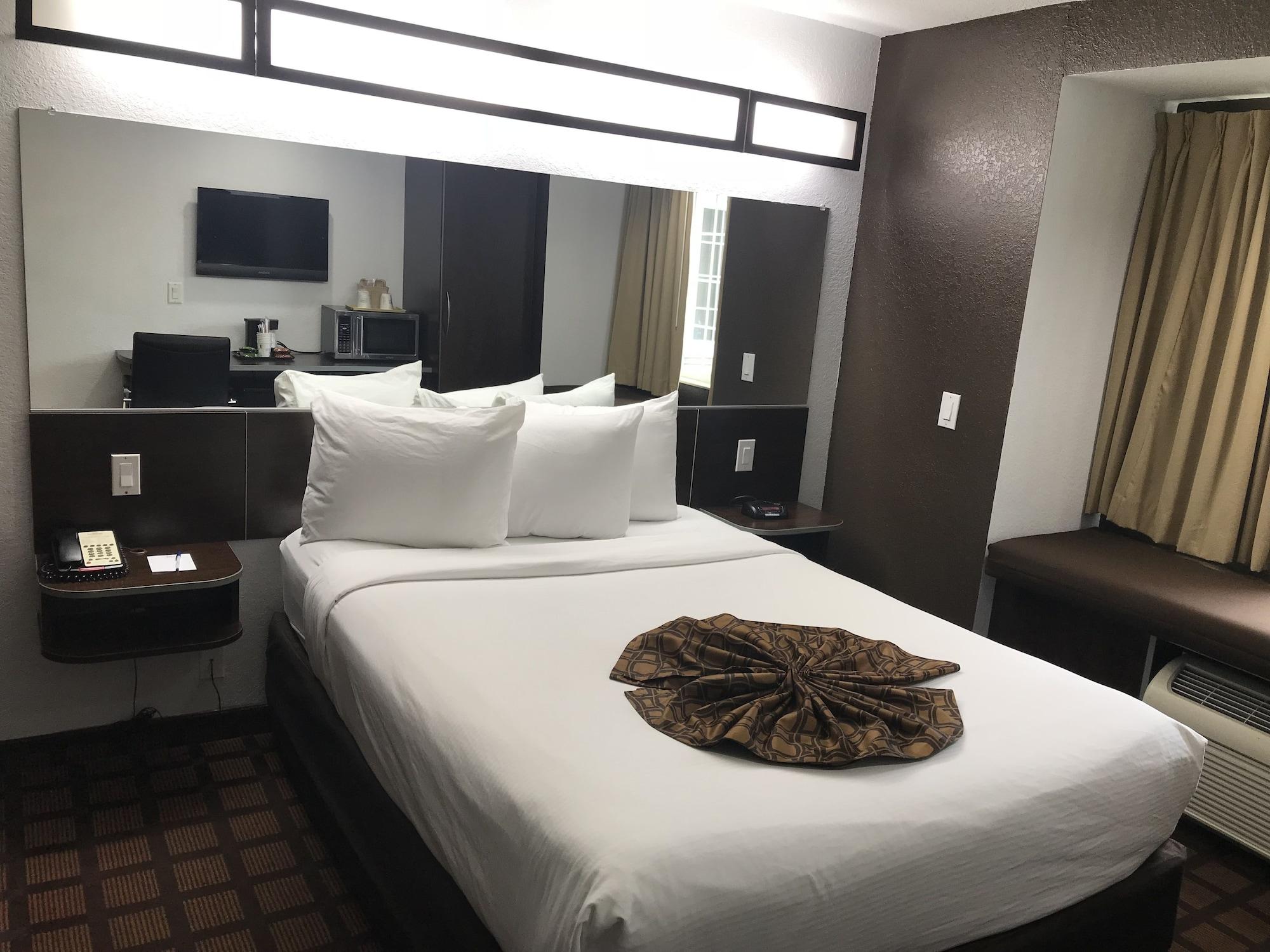 Microtel Inn & Suites By Wyndham Jacksonville Airport Zewnętrze zdjęcie