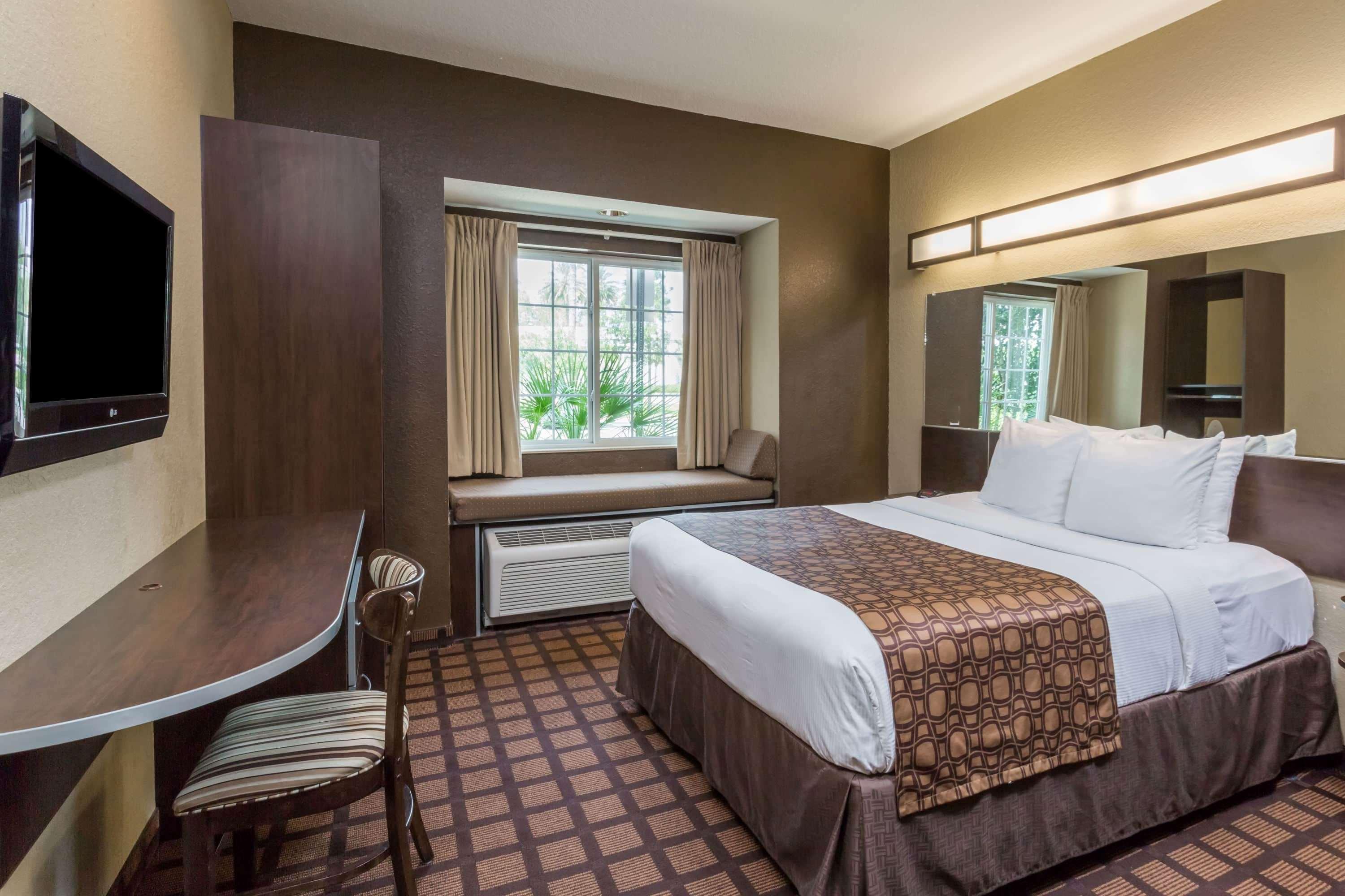 Microtel Inn & Suites By Wyndham Jacksonville Airport Zewnętrze zdjęcie