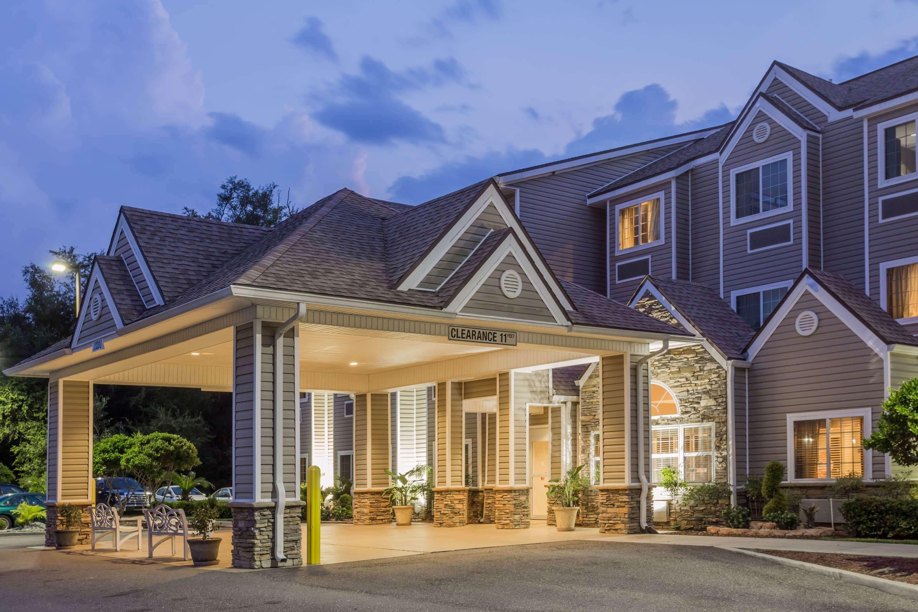 Microtel Inn & Suites By Wyndham Jacksonville Airport Zewnętrze zdjęcie
