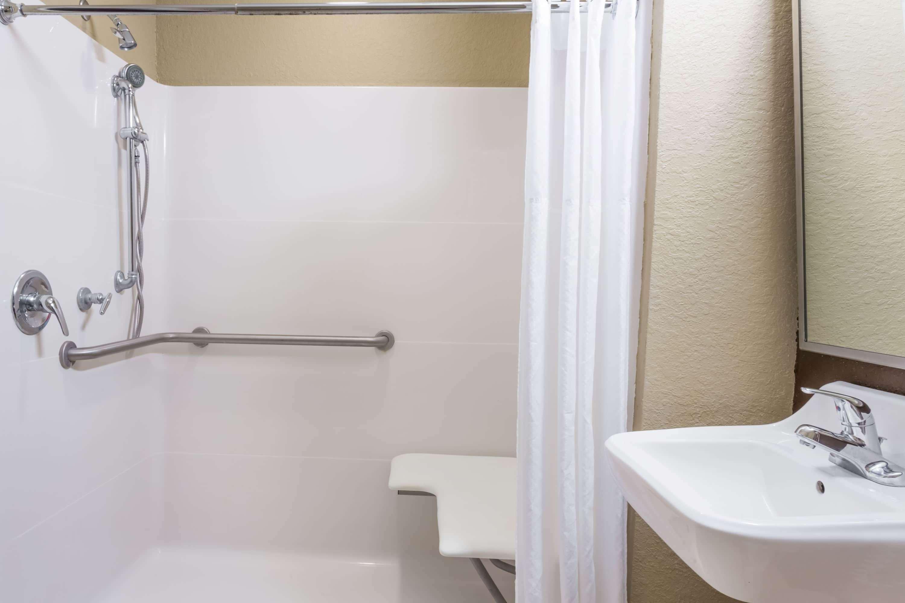 Microtel Inn & Suites By Wyndham Jacksonville Airport Zewnętrze zdjęcie