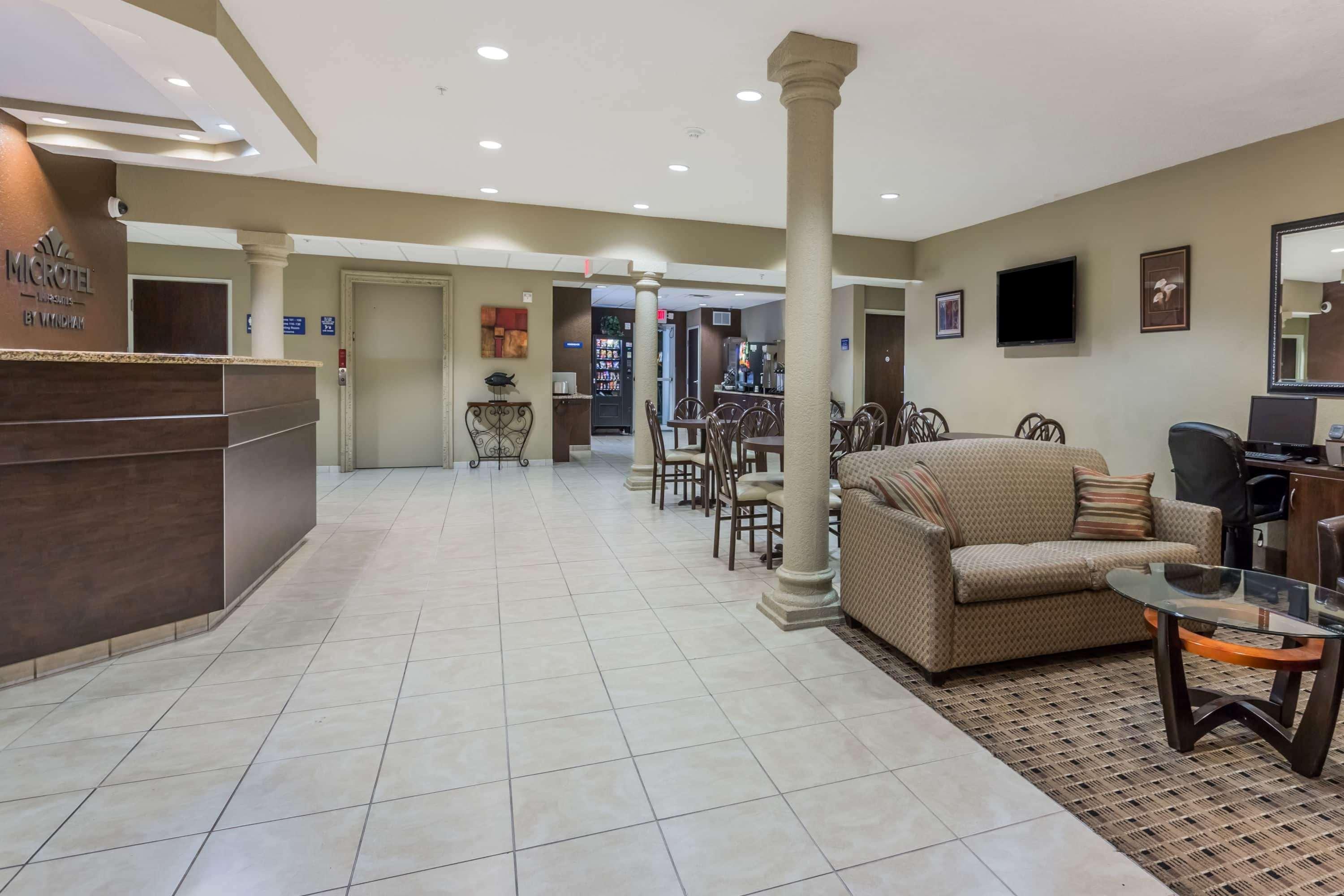 Microtel Inn & Suites By Wyndham Jacksonville Airport Zewnętrze zdjęcie