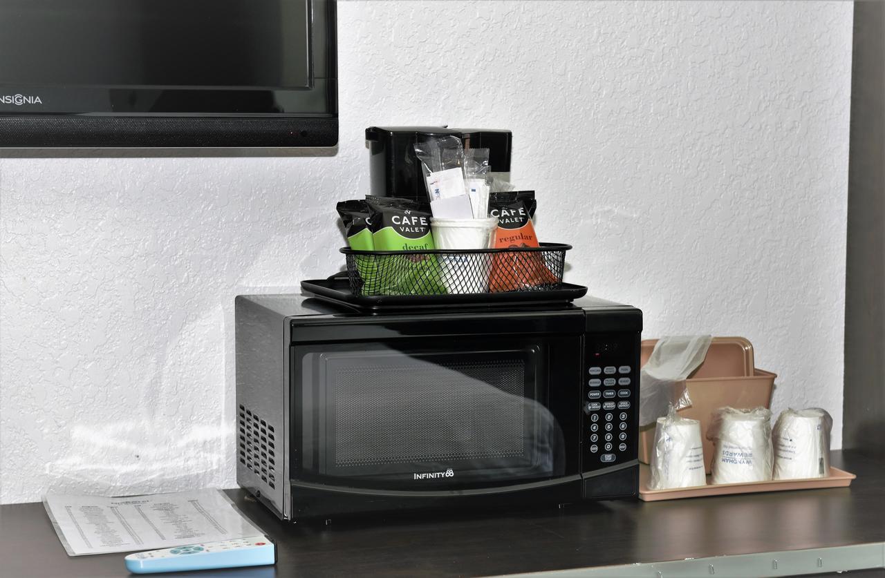 Microtel Inn & Suites By Wyndham Jacksonville Airport Zewnętrze zdjęcie